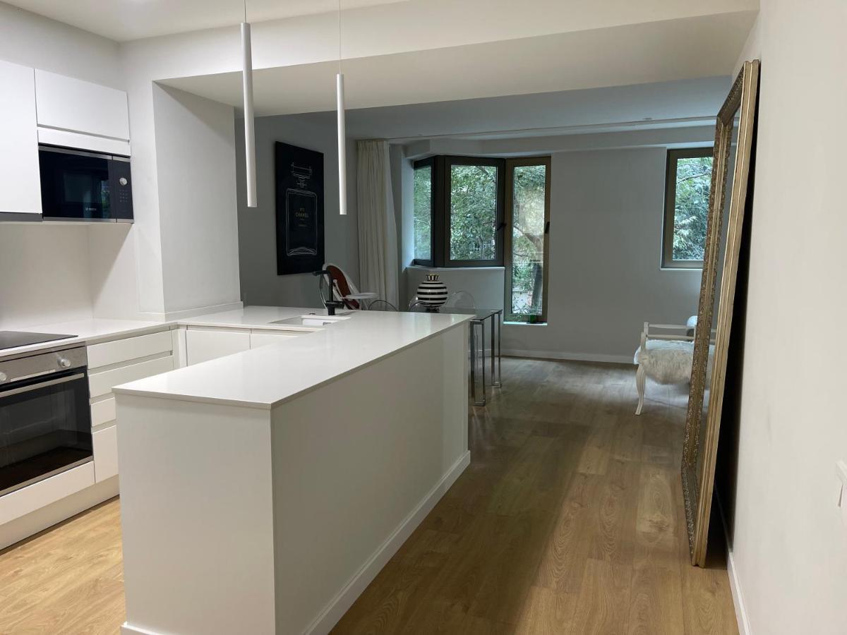 Flat In Passeig De Gracia Appartamento Barcellona Esterno foto