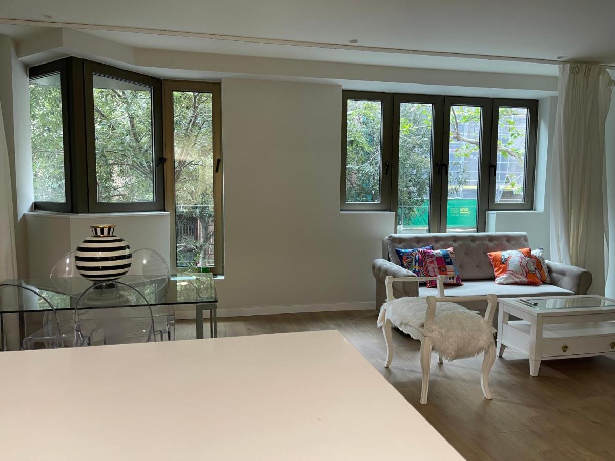 Flat In Passeig De Gracia Appartamento Barcellona Esterno foto