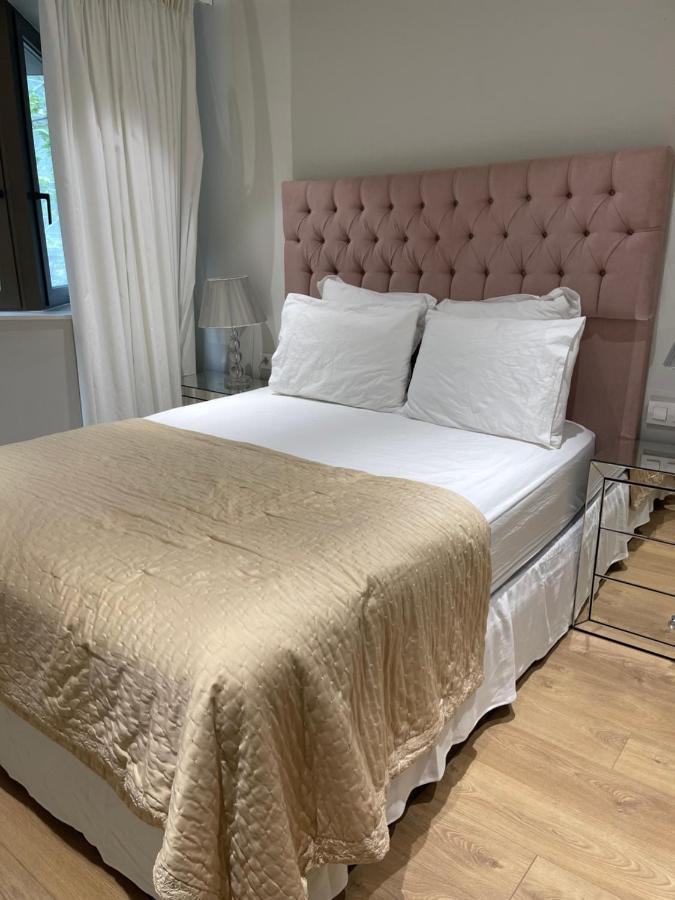 Flat In Passeig De Gracia Appartamento Barcellona Esterno foto